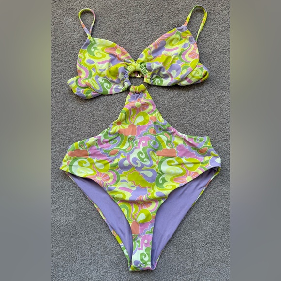 Beach Riot | Swim | Beach Riot Kirsten One Piece Lindsay Rash Guard Set ...